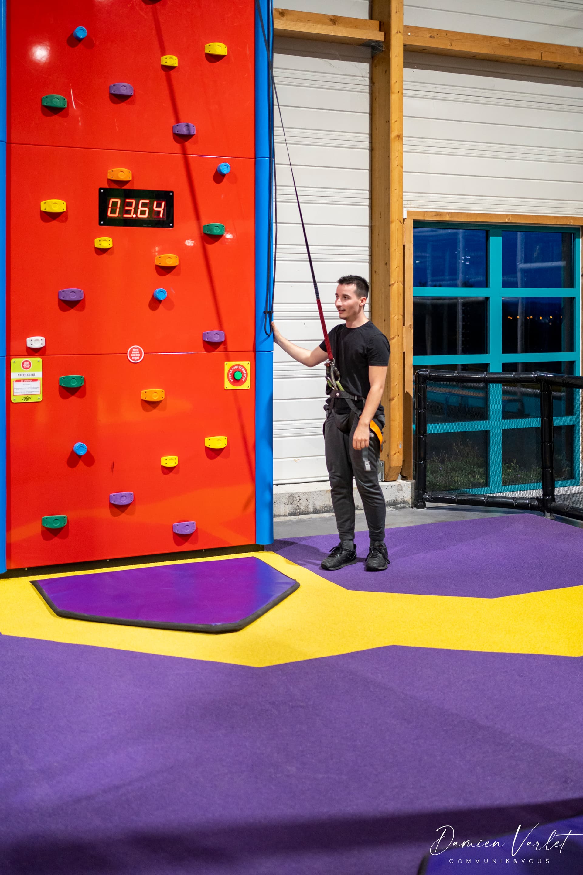 Défi escalade entre amis Fun Space Sens