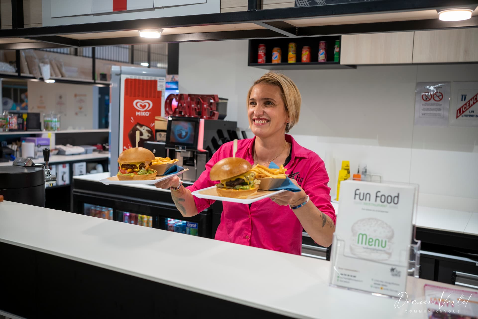 Bar et burgers Fun Food Fun Space Sens