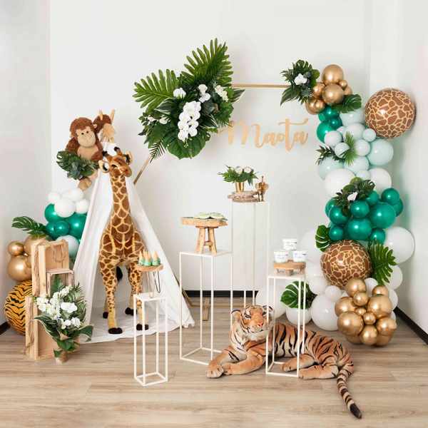 Décoration jungle giraffe et arch Maota
