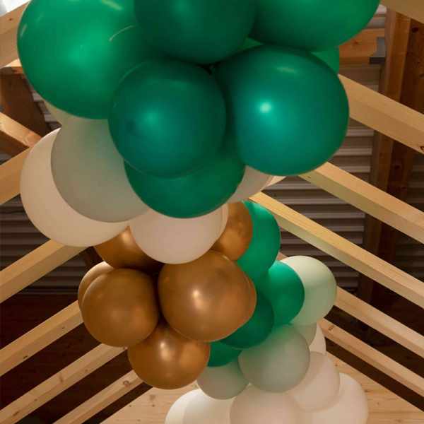Ballons verts dorés et blancs